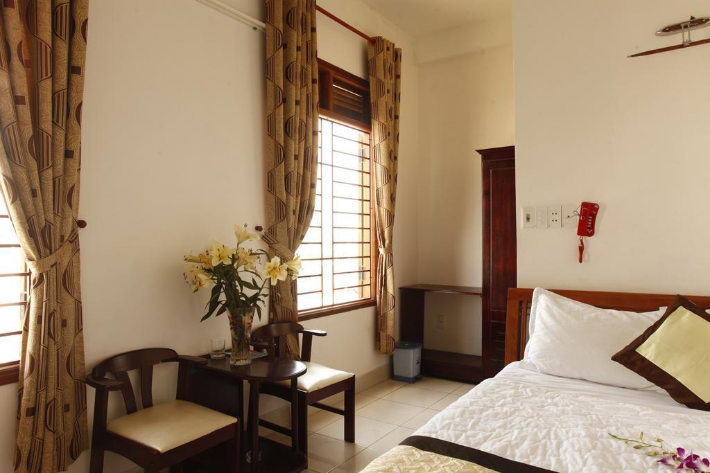 Camry Hotel Đà Nẵng Exterior foto